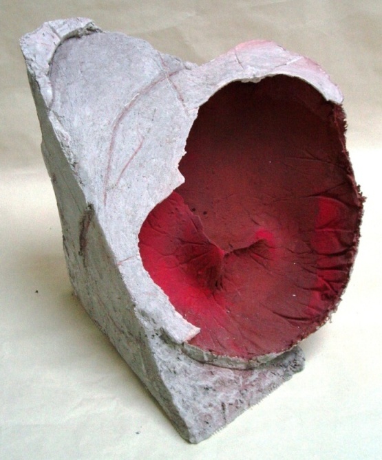 OTISK, 2008, cementová směs, pigmenty, 47x55x55 cm